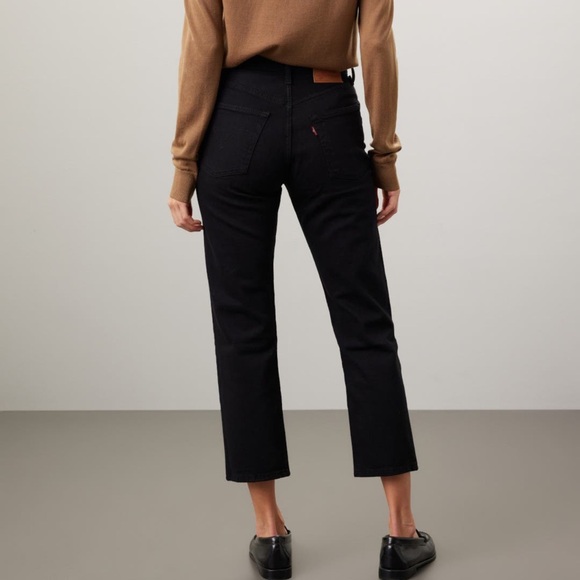 Levi’s Black 501 Crop Jeans - Picture 8 of 9
